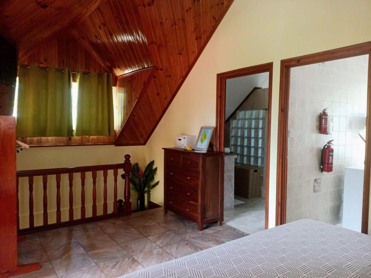Apartamento Badamier Self-Catering La Digue Exterior foto