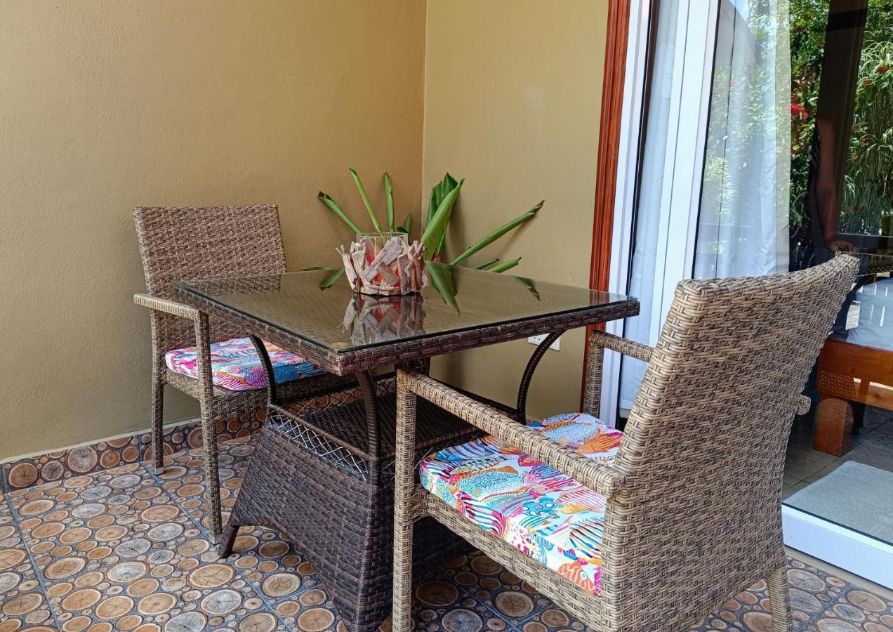 Apartamento Badamier Self-Catering La Digue Exterior foto